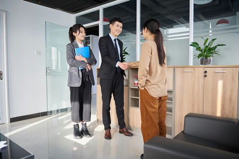 上獵頭網找獵頭顧問推薦工作的好處有哪些？